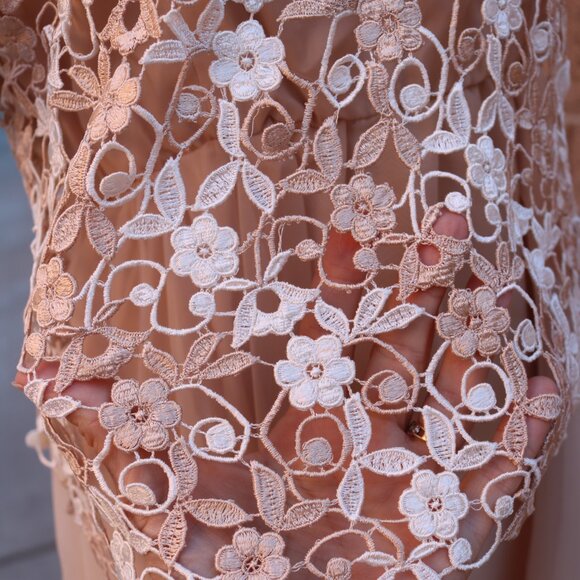 Women's Karen Miller Dress Lace Bodice & Chiffon Dress - Picture 7 of 16